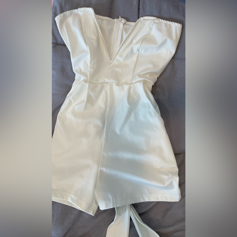 Strapless romper